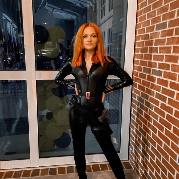 Meet your Posher, Hannah-ireland - Picture 1 of 1